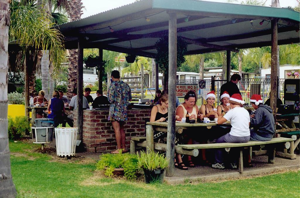 Batemans Bay Holiday Park & Hostel Esterno foto