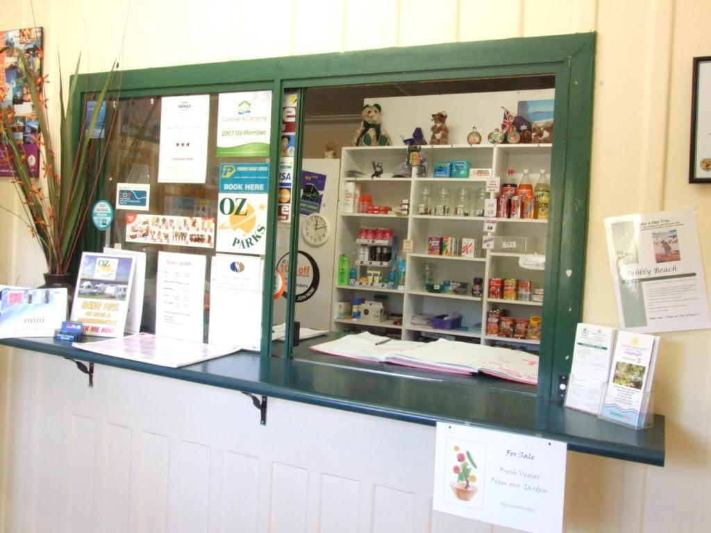 Batemans Bay Holiday Park & Hostel Esterno foto
